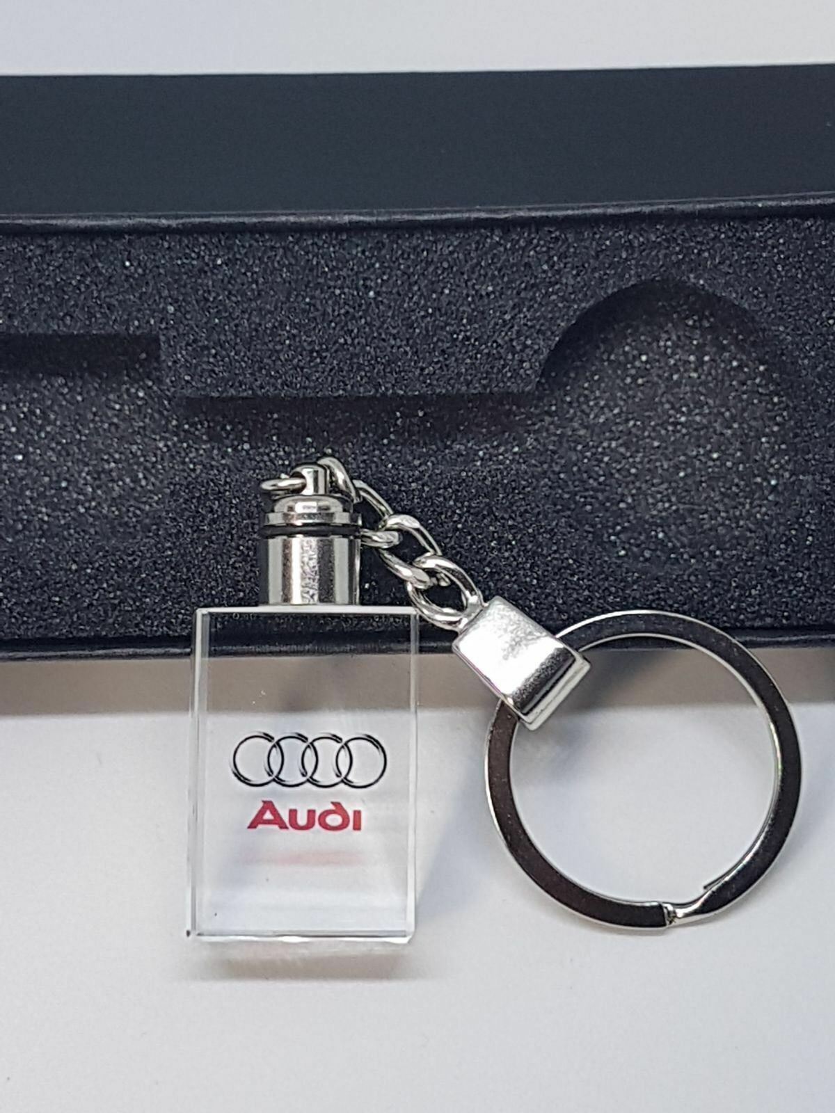 Keychain Key ring Keyring With Gift Box LED 3D LIMITED EDITION For AUDI