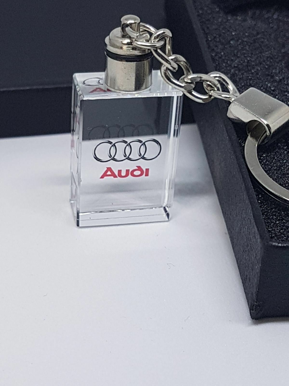 Keychain Key ring Keyring With Gift Box LED 3D LIMITED EDITION For AUDI