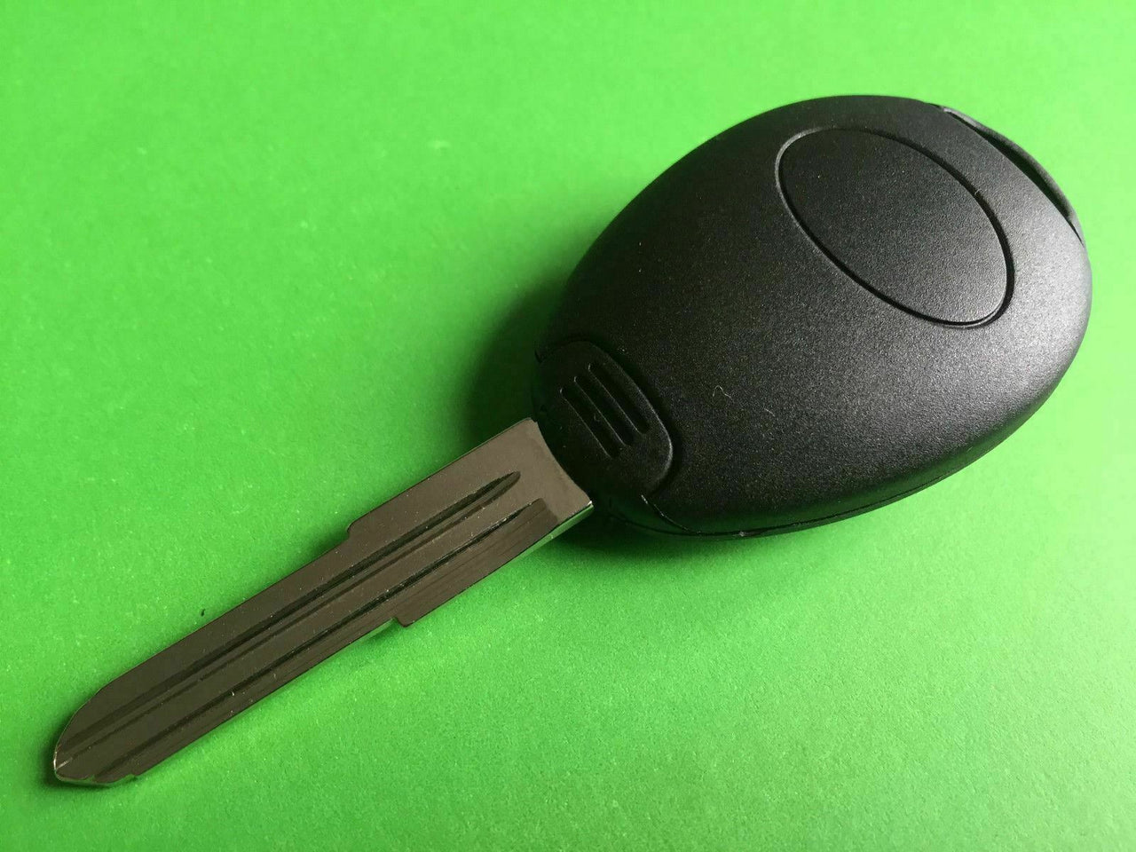 Fits Land Rover Discovery 2 TD4 TD5 2 button remote key fob Case Shell Key Blade