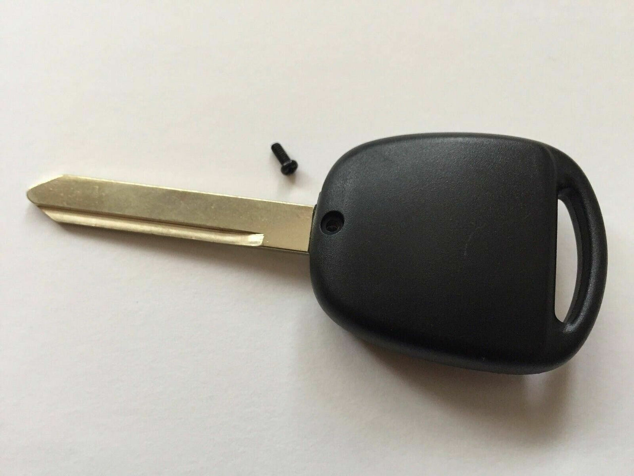 Fits Toyota Avensis Corolla Yaris 2 Button Remote key Shell Case & Blade TOY47