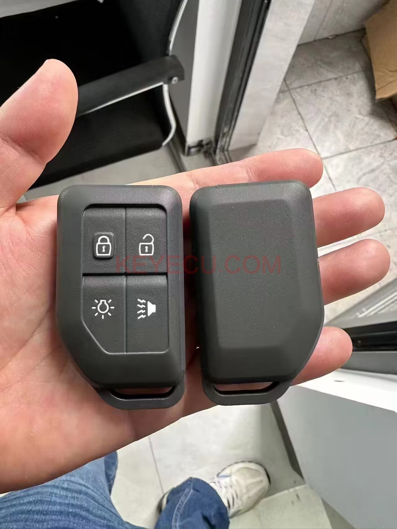 Smart Key Housing Case Key Shell 4 Buttons for Volvo FM FH16 Truck